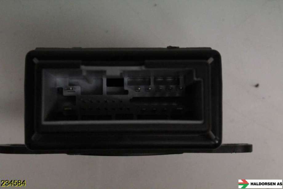 Styreenhet diverse til Ford Mondeo 2011-2014 (Type IV, Fase 2)  (FORD|7S71-13K031-BJ|1716648|)