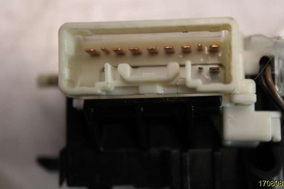 Bryter blink til Toyota RAV4 2000-2006 (Type II)  (TOYOTA|42010 173682|)