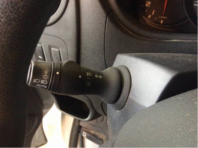 Bryter combi til Renault Master 2014-->> (Type III, Fase 2) (RENAULT|255678459R|)