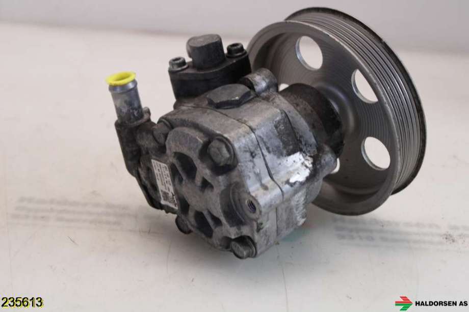 Servo pumpe mekanisk til Audi A5 2007-2016 (Type I)  (AUDI|8K0 145 153 F|)