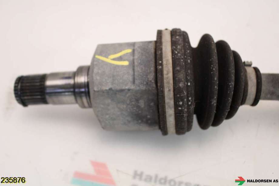 Drivaksel venstre foran til Hyundai i40 2012-2017  (HYUNDAI|49500 3Z400|)