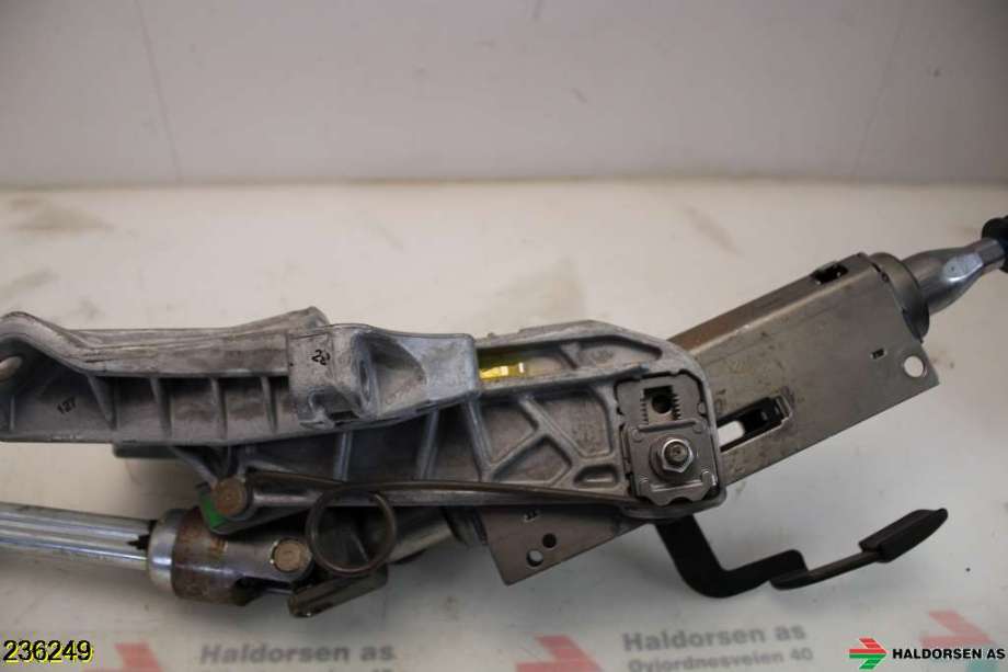 Rattaksel til Ford S-Max 2006-2010 (Type I, Fase 1)  (FORD|6G9N-3C529-AK|1819154|)