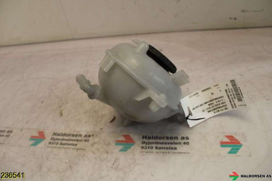 Ekspansjonstank til Audi A3 2016-2020 (Type III, Fase 2)  (AUDI|5Q0 121 407 H|)