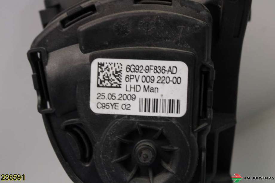 Pedal gass til Volvo V70 2007-2013 (Type III, Fase 1)  (VOLVO|31329057||6G92-9F836-AD)
