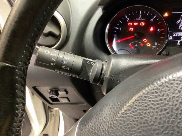 Bryter blink til Nissan Qashqai 2010-2014 (Type I, Fase 2)  (NISSAN|25540JD03A|)