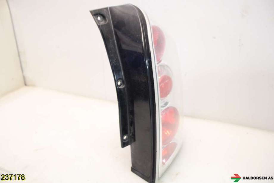 Baklykt høyre til Hyundai Tucson 2003-2009  (HYUNDAI|92402 2E010|)
