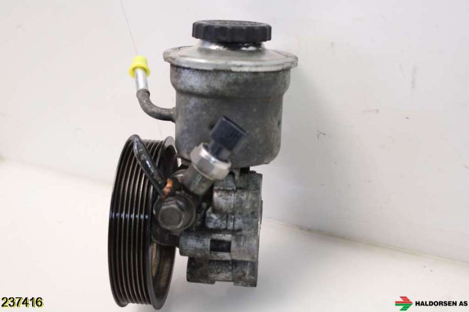 Servo pumpe mekanisk til Toyota Avensis 2003-2008 (Type II)  (TOYOTA|4431005120|)