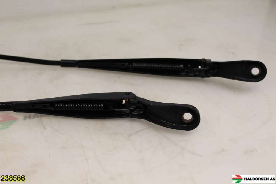 Viskerarmer frontrute til Peugeot Partner 2008-2015 (Type II, Fase 1)  (PEUGEOT|6429 FJ|6429 FG|)