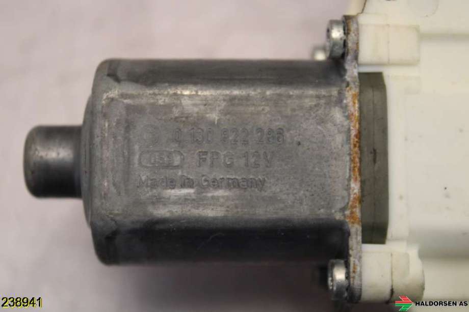 Ruteheis høyre til Ford Galaxy 2010-2015 (Type III, Fase 2)  (FORD||U23200|0130822286)