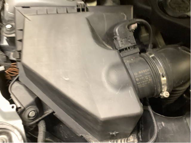 Luftfilterboks til BMW 3-Serie 2005-2011 (E90/E91/E92/E93) (E90/E91/E92/E93) (BMW|13 71 8 512 599|)