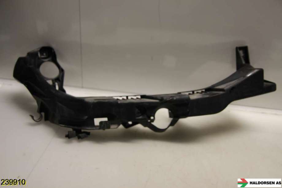 Frontlyktehus til BMW 3-Serie, 2005-2011 (E90/E91/E92/E93) (E90/E91/E92/E93) (BMW|51 11 7 154 724)