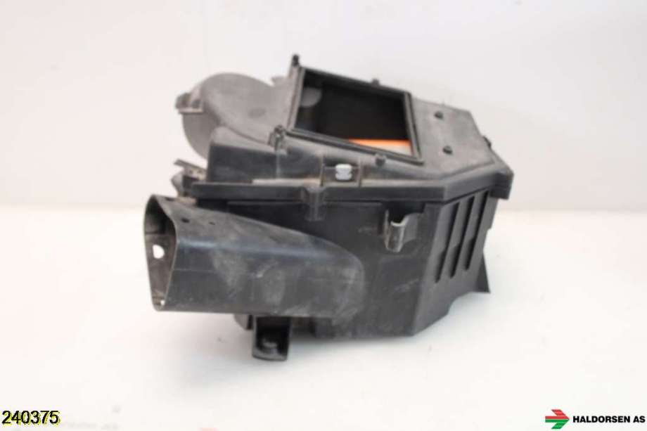 Luftfilterboks til Volvo V70 2005-2007 (Type II, Fase 2)  (VOLVO|30636830|)