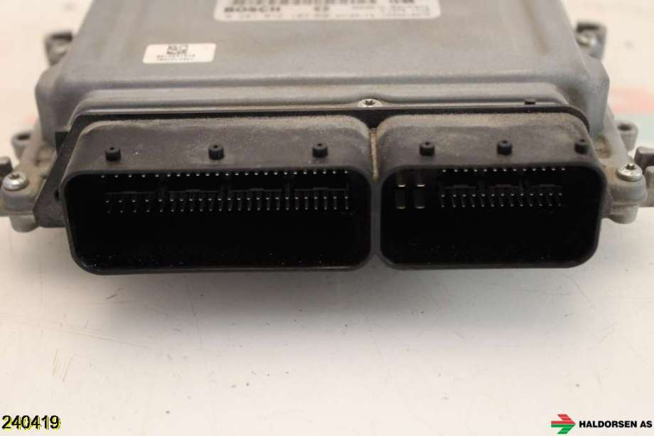 Styreenhet motor til Volvo V70 2005-2007 (Type II, Fase 2)  (VOLVO|30771550 AB||0 281 012 103)