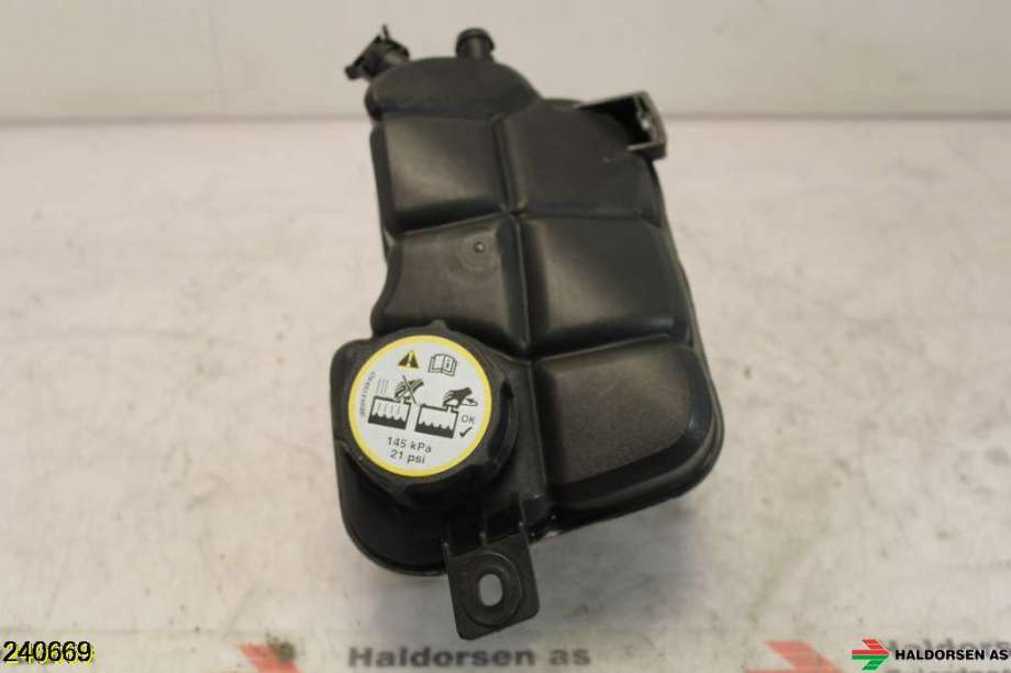 Ekspansjonstank til Volvo XC60 2008-2013 (Type I, Fase 1)  (VOLVO|31200320|)
