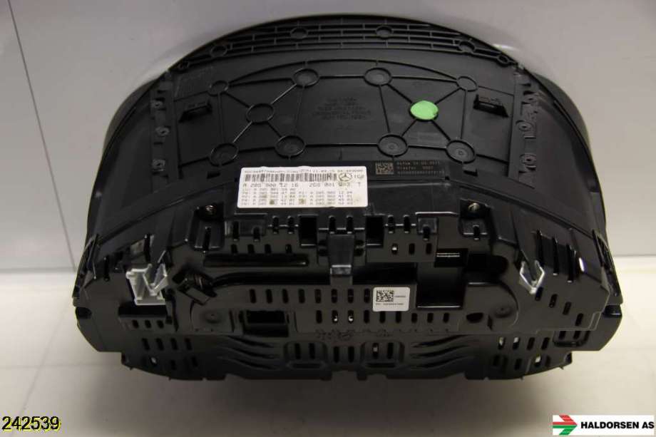 Instrumentpanel til Mercedes C-Klasse 2014-2018 (Fase 1) (W205) (W205) (MERCEDES||A 205 900 12 16)