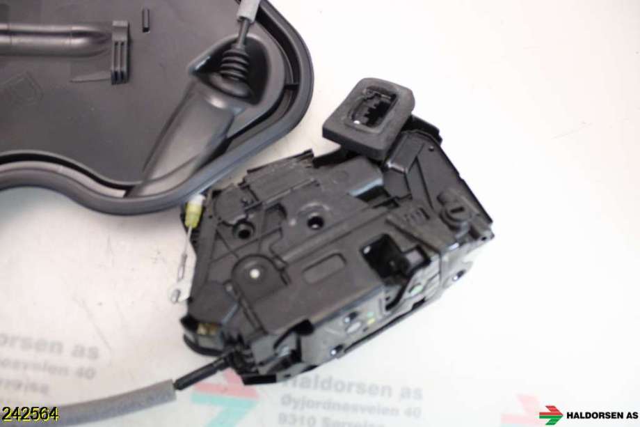Låsekasse høyre til VW Polo 2009-2014 (Type V, Fase 1)  (VOLKSWAGEN|5K4 839 016 F|)