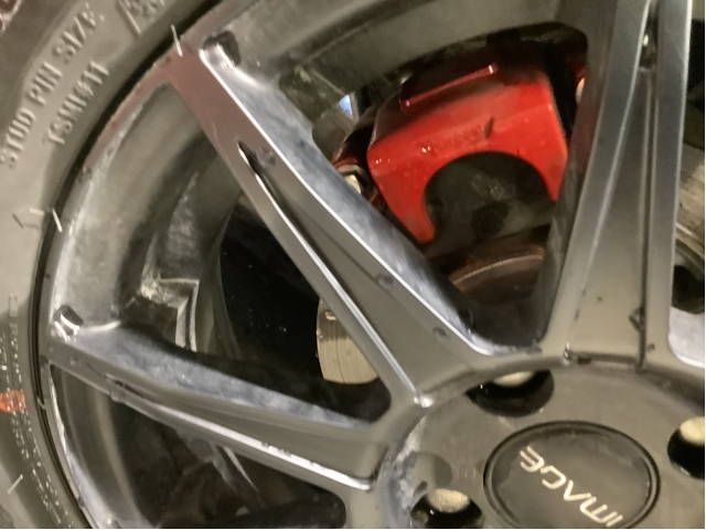 Bremsecaliper høyre bak til Mopedbil Ligier JS60 0-->> (LIGIER JS60|)