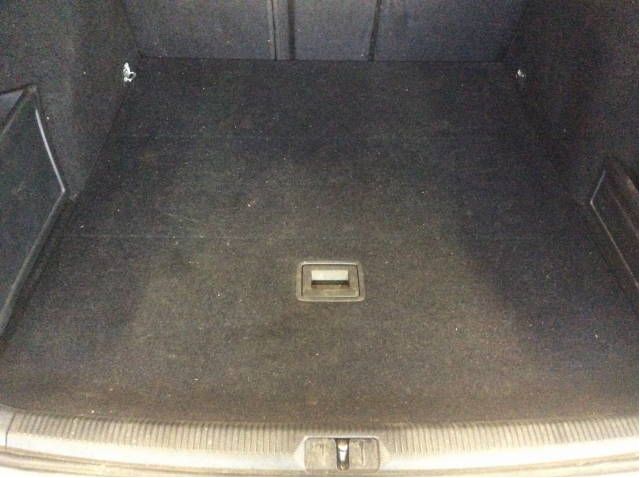 Bagasjerom teppe/gulvplate til VW Passat 2011-2015 (B7) (B7) (VOLKSWAGEN|3C9 863 463 M 4ES|)