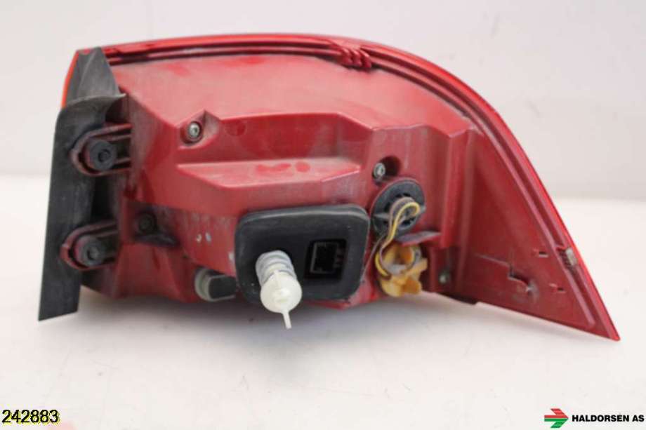 Baklykt venstre til VW Passat 2011-2015 (B7) (B7) (VOLKSWAGEN|3AF 945 207 B|)