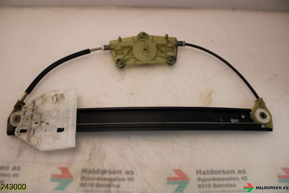 Ruteheis til Audi A6 2005-2008 (Type III, Fase 1) (C6) (C6) (AUDI|4F0 839 461|)