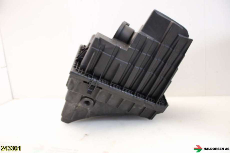 Luftfilterboks til VW Transporter / Caravelle 2003-2009 (Fase 1) (T5) (T5) (VOLKSWAGEN|)