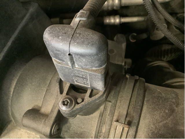 Luftmengde/luftmassemåler til VW Transporter / Caravelle 2003-2009 (Fase 1) (T5) (T5) (VOLKSWAGEN|074 906 461 B|)