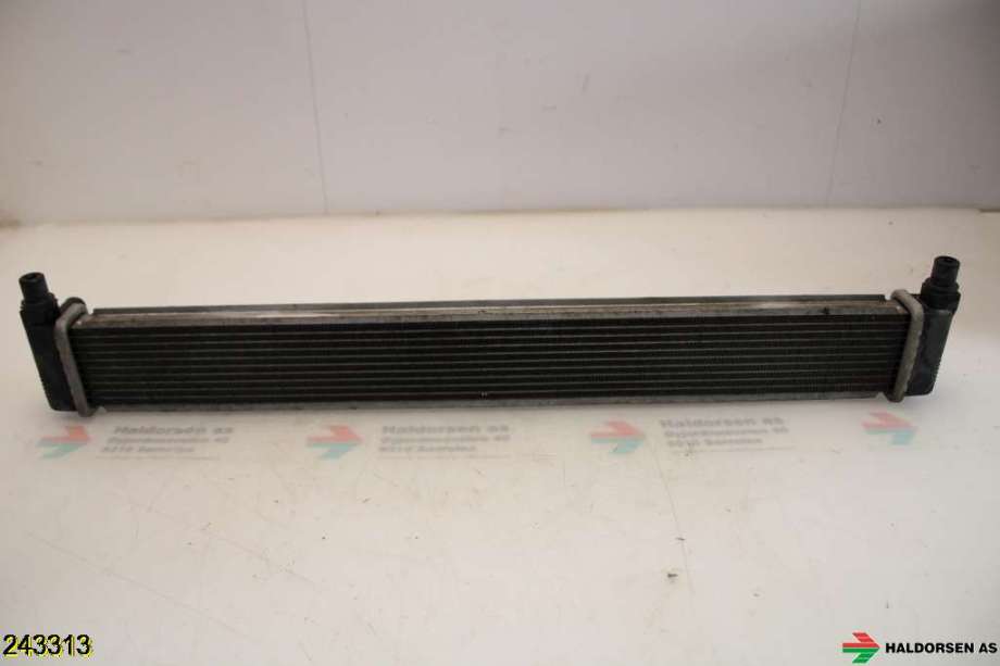 Radiator (manuell gir) til Toyota Auris 2010-2012 (Type I, Fase 2)  (TOYOTA|16716-37010|)