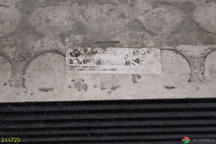 Intercooler til BMW X5 2007-2013 (E70) (E70) (BMW|17 51 7 809 321||17517809321)