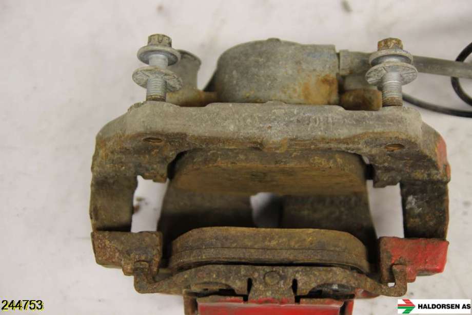 Bremsecaliper venstre foran til BMW X5 2007-2013 (E70) (E70) (BMW|34 11 6 776 783|)
