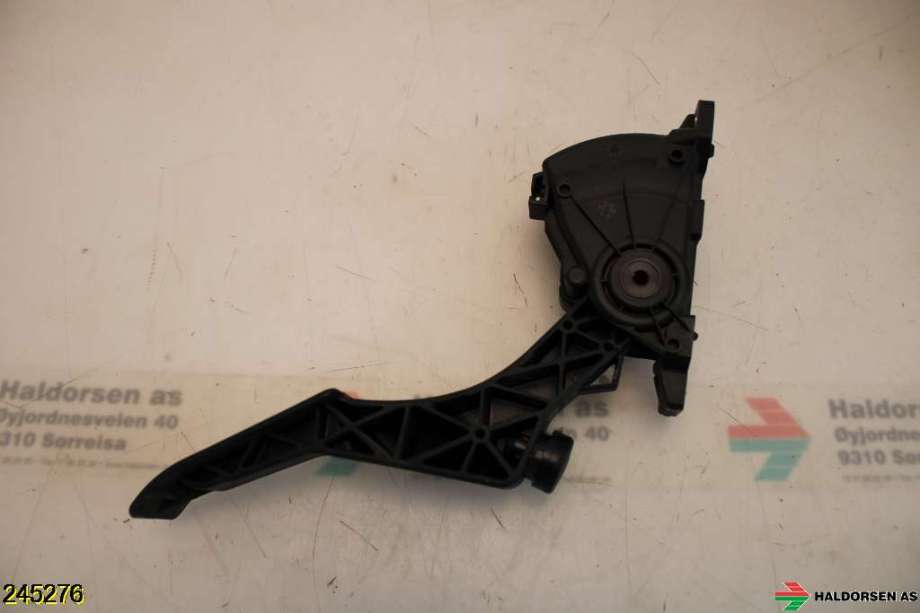 Pedal gass til VW Transporter / Caravelle 2003-2009 (Fase 1) (T5) (T5) (VOLKSWAGEN|7H1 721 503|)