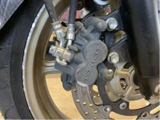 Bremsecaliper høyre foran til MC Suzuki Øvrige,   (SUZUKI SFV650U|)
