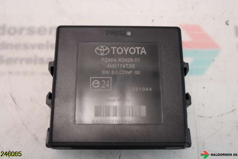 Styreenhet hengerfeste til Toyota RAV4, 2006-2009 (Type III, Fase 1) (TOYOTA|)