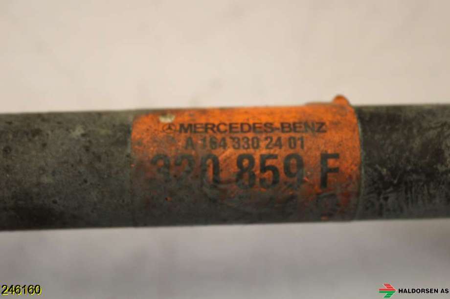 Drivaksel høyre foran til Mercedes ML 2005-2011 (W164) (W164) (MERCEDES|A 164 330 19 01 80|)