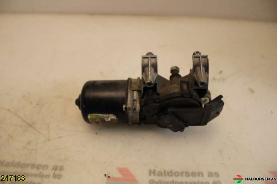 Viskermotor frontrute til Nissan Qashqai 2007-2010 (Type I, Fase 1)  (NISSAN|28800JD900|)