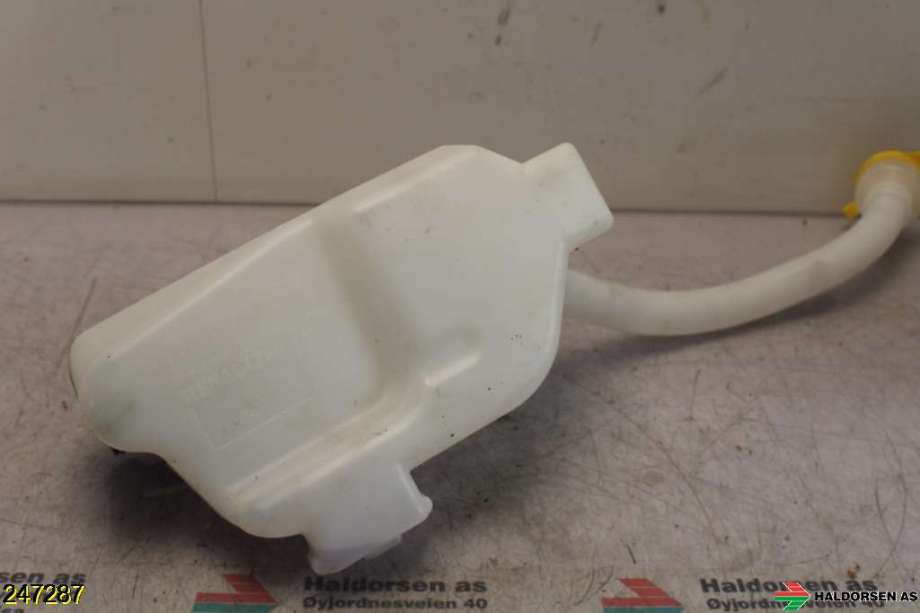 Spylertank til Nissan NV250 2020-->>  (NISSAN|2748000Q0H|)