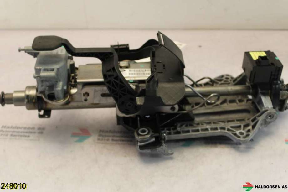 Rattaksel til Land Rover Discovery, 2009-2017 (Type IV) (LAND-ROVER|LR031491)