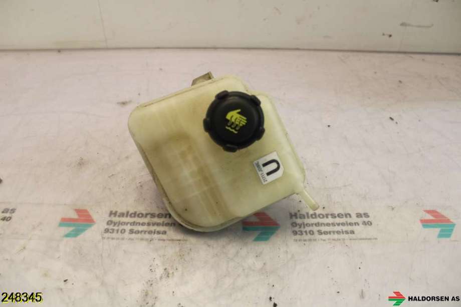 Ekspansjonstank til Nissan Qashqai 2010-2014 (Type I, Fase 2) (NISSAN|21721JD00B|)