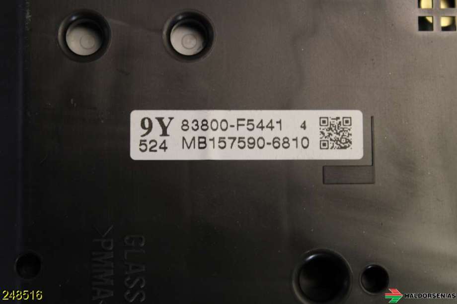 Instrumentpanel til Toyota Yaris 2014-2020 (Type III, Fase 2)  (TOYOTA|83800F5441|)