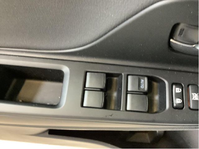 Bryter ruteheis til Toyota Yaris 2014-2020 (Type III, Fase 2) (TOYOTA|84820-02320|)