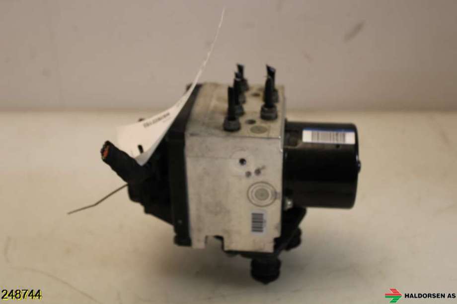 ABS sentral til VW Passat 2005-2010 (B6) (B6) (VOLKSWAGEN|3C0 614 109 AF|)