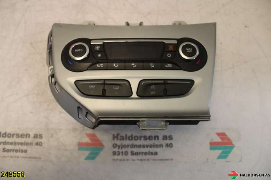 Varmeapparat betjening til Ford Focus 2011-2014 (Type III, Fase 1)  (FORD|1866942|BM5T-18C612-CM|)