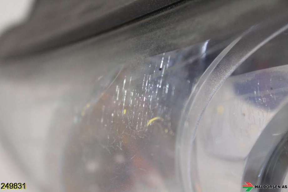 Frontlykt høyre halogen til Hyundai Ix35 2010-2015  (HYUNDAI|92102 2Y000|)