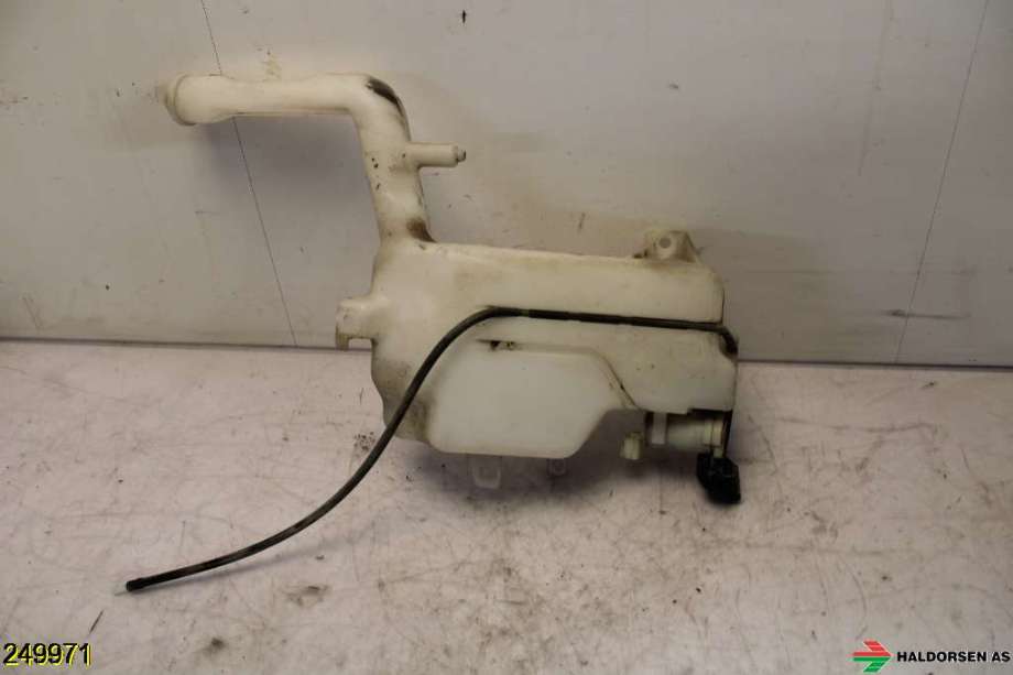 Spylertank til Mazda 2 2007-2010 (Type II, Fase 1)  (MAZDA|D65167481|)