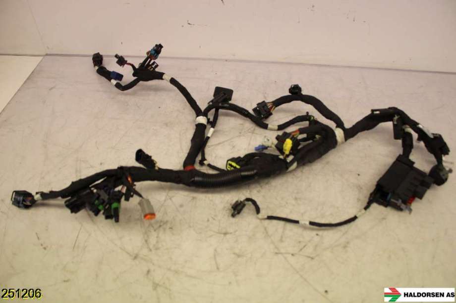 Ledningsnett til Snøscooter Polaris øvrige 0-->>  (POLARIS 850 PRO RMK 155 AXYS|2413772|850 PATRIOT|PRORMK)