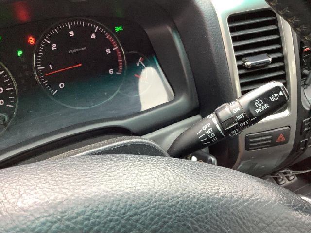 Bryter visker til Toyota Land Cruiser 120 2002-2009  (TOYOTA|8465260811|)