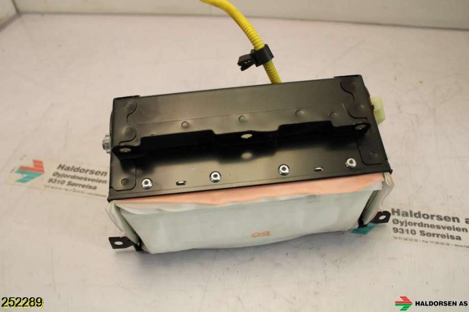 Airbag passasjer til Toyota Hiace 2007-2012 (Fase 3)  (TOYOTA|73960-26051|)