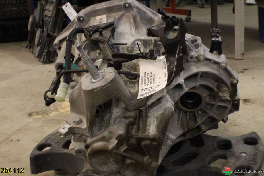 Girkasse manuell 6-trinn til Mercedes Citan 2021-->> (W420) (W420) (MERCEDES-BENZ CITAN MFK|A 700 260 03 00|)