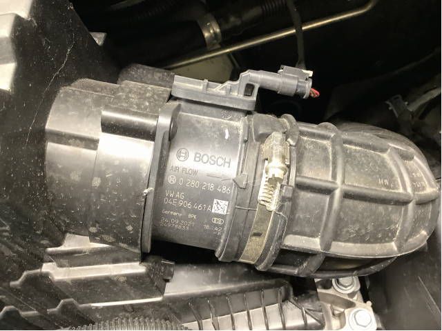 Luftmengde/luftmassemåler til VW Transporter / Caravelle, 2019-->> (T6.1) (T6.1) (VOLKSWAGEN|04E 906 461 A)