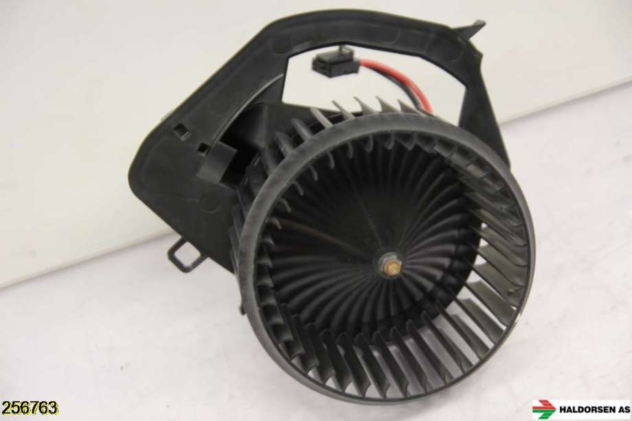 Varmeapparat motor til VW Transporter / Caravelle 2019-->> (T6.1) (T6.1) (VOLKSWAGEN|7LA 819 015|)