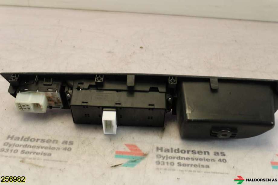 Bryter ruteheis til SsangYong Rexton 2007-2013 (Y250) (Y250) (SSANGYONG|)